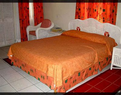 Cassandra II Beachfront Apartments: Two Bedroom (downstairs)